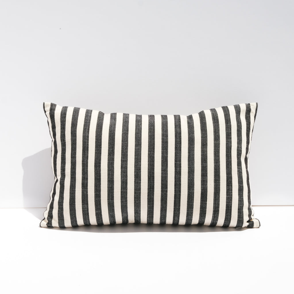 NIGHT Yastık Kılıfı image 2