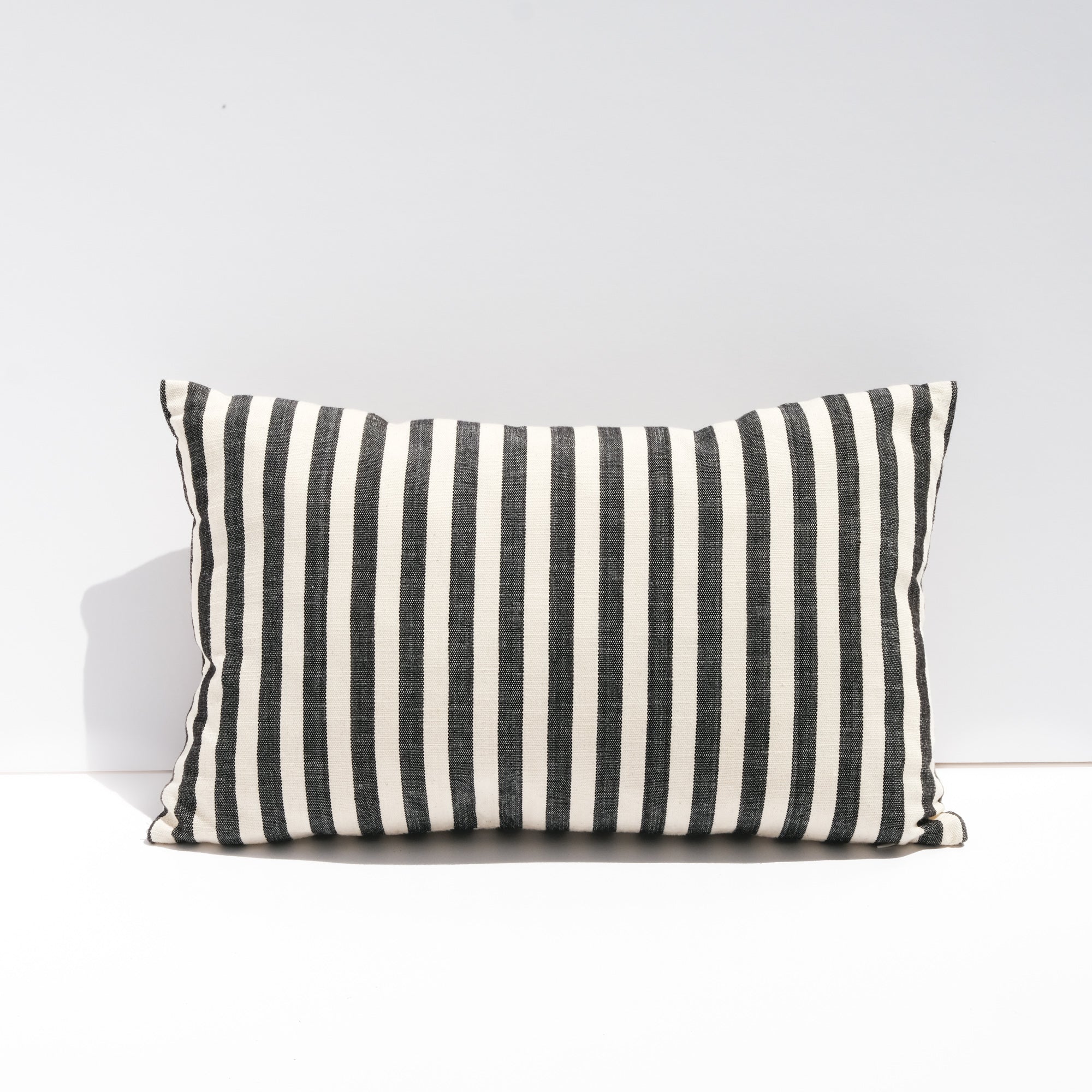 NIGHT Yastık Kılıfı image 2