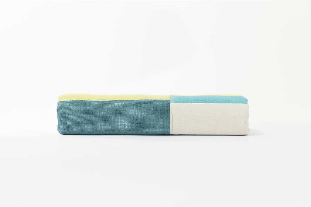 The Hues #4 Yatak Örtüsü – Sınırlı Sayıda El Yapımı Konfor image 6