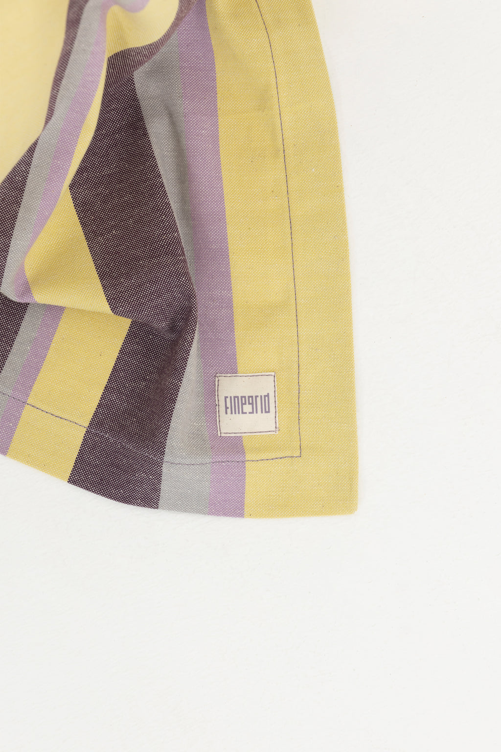 The Hues #6 Yatak Örtüsü – Sınırlı Sayıda El Yapımı Konfor image 6