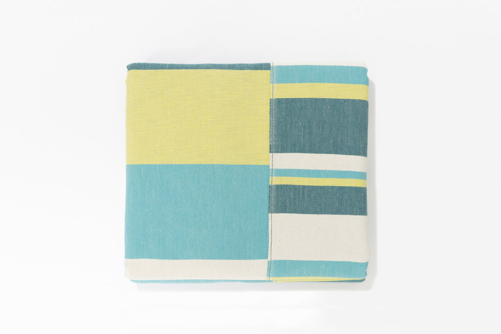 The Hues #4 Yatak Örtüsü – Sınırlı Sayıda El Yapımı Konfor image 5