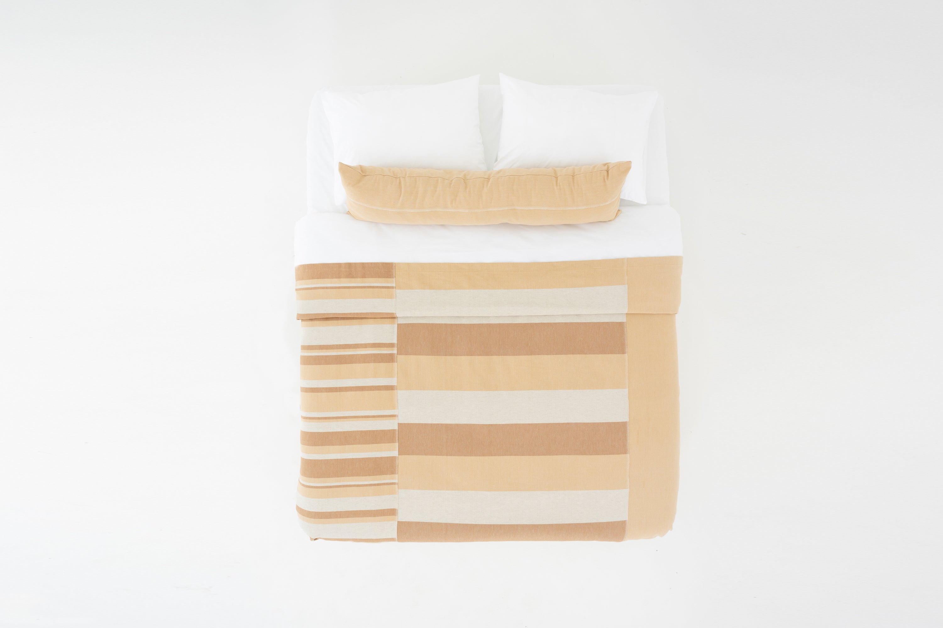 The Hues #2 Yatak Örtüsü – Sınırlı Sayıda El Yapımı Konfor image 9