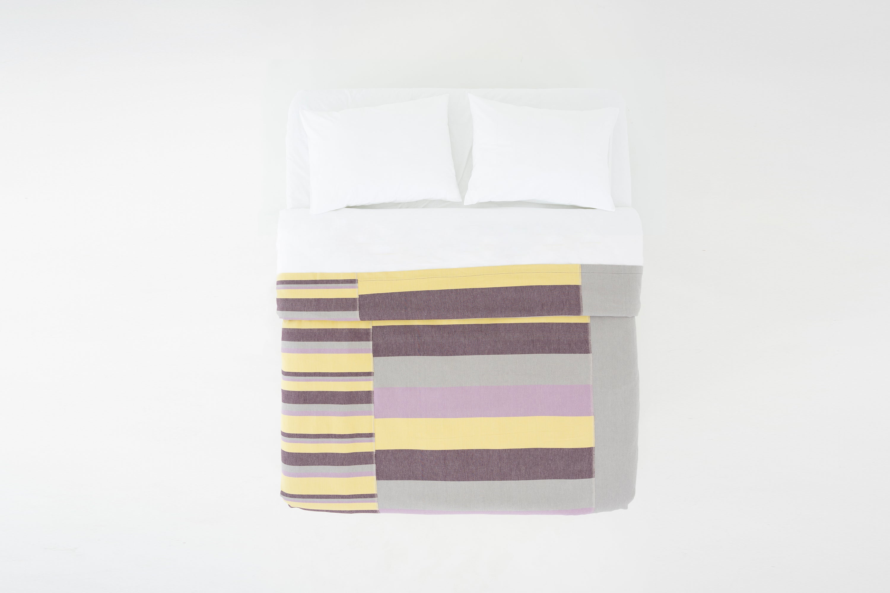 The Hues #6 Yatak Örtüsü – Sınırlı Sayıda El Yapımı Konfor image 1