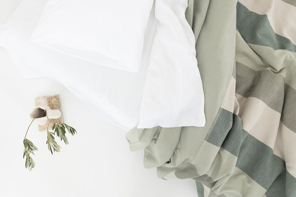 The Hues #3 Yatak Örtüsü – Sınırlı Sayıda El Yapımı Konfor image 2