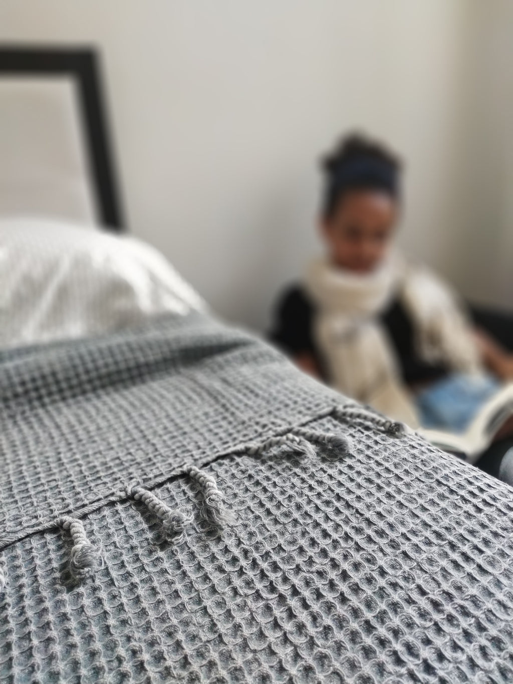 COMFY Yatak Örtüsü | Mavimsi Gri ya da Fildişi rengi, Taşlanmış image 6