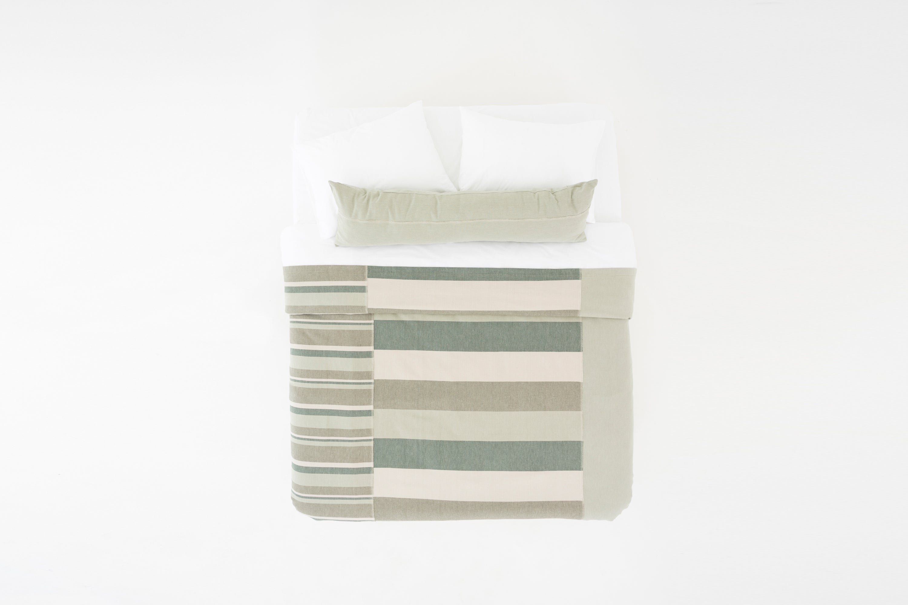 The Hues #3 Yatak Örtüsü – Sınırlı Sayıda El Yapımı Konfor image 9