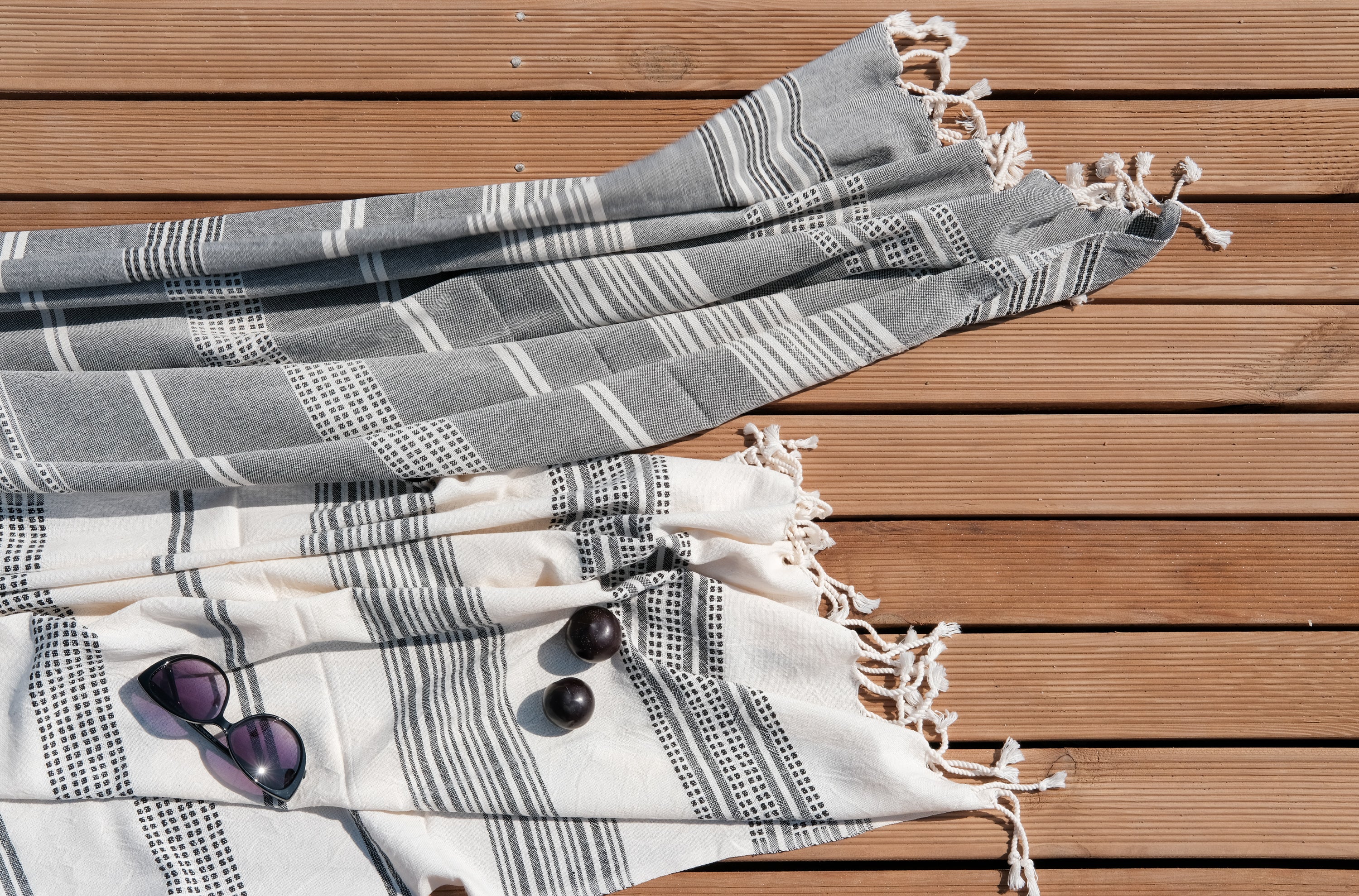 CHARM El Dokuması Peştemal, Siyah Beyaz image 3