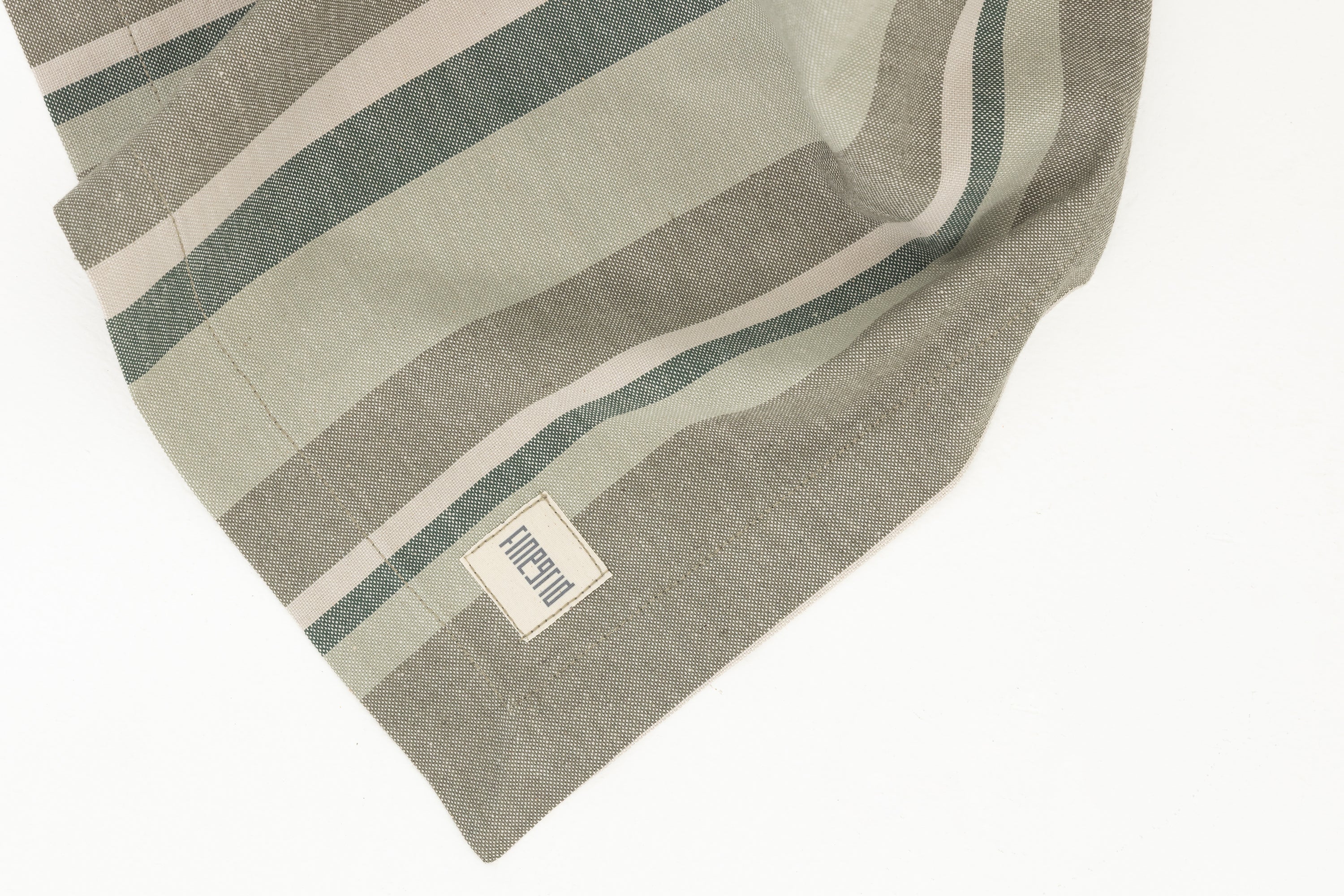 The Hues #3 Yatak Örtüsü – Sınırlı Sayıda El Yapımı Konfor image 8