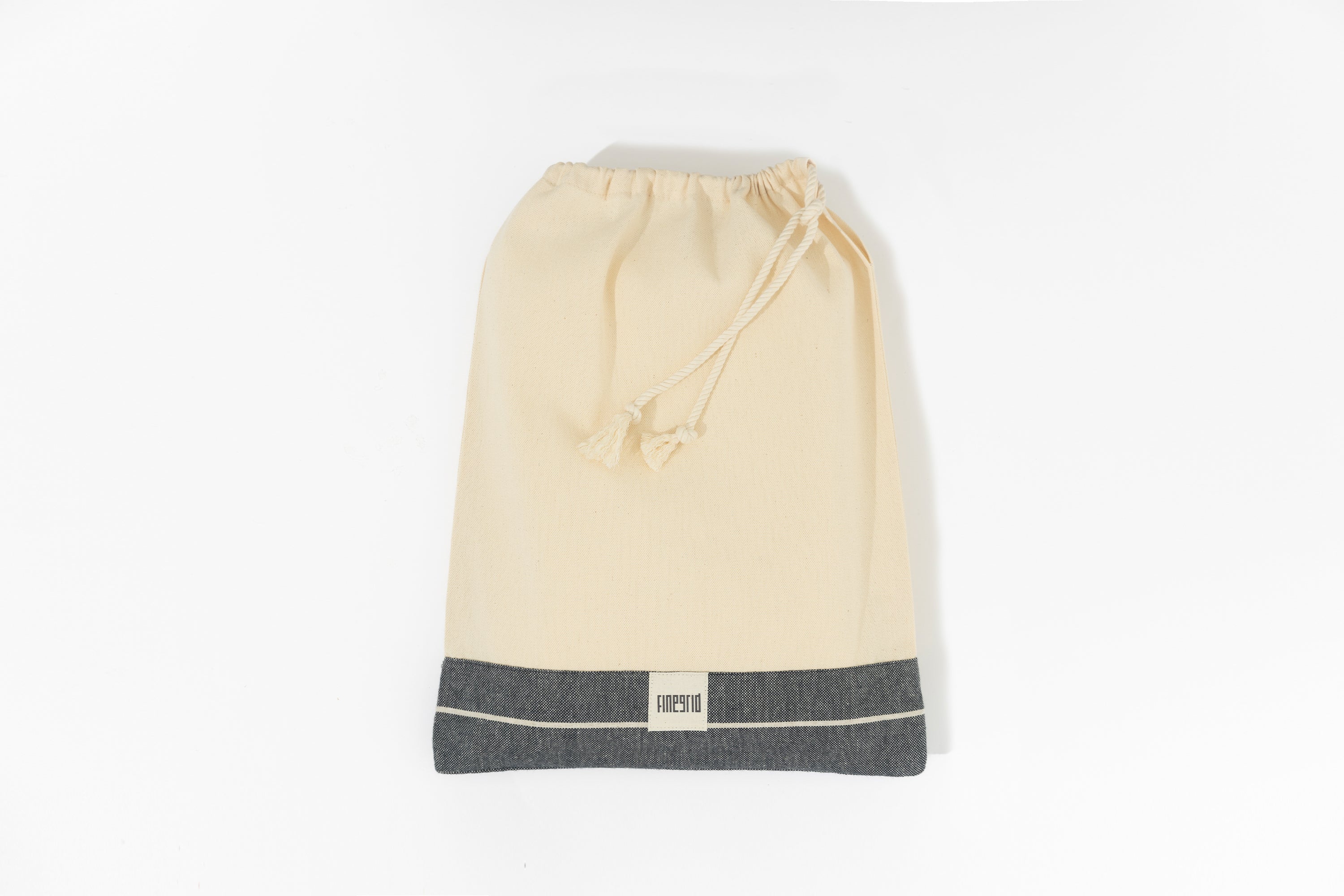 The Hues #8 Yatak Örtüsü –Sınırlı Sayıda El Yapımı Konfor image 7