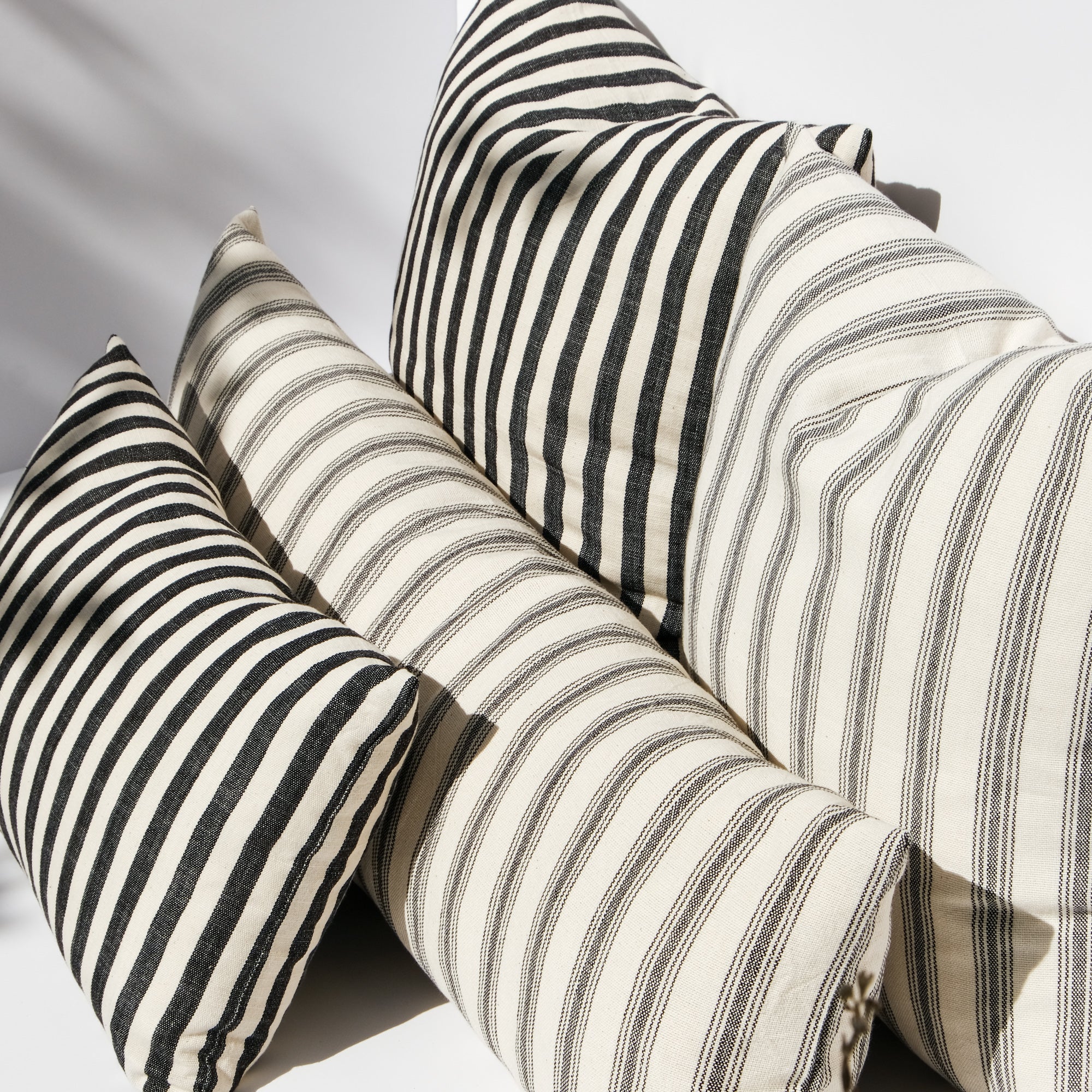 NIGHT Yastık Kılıfı image 9