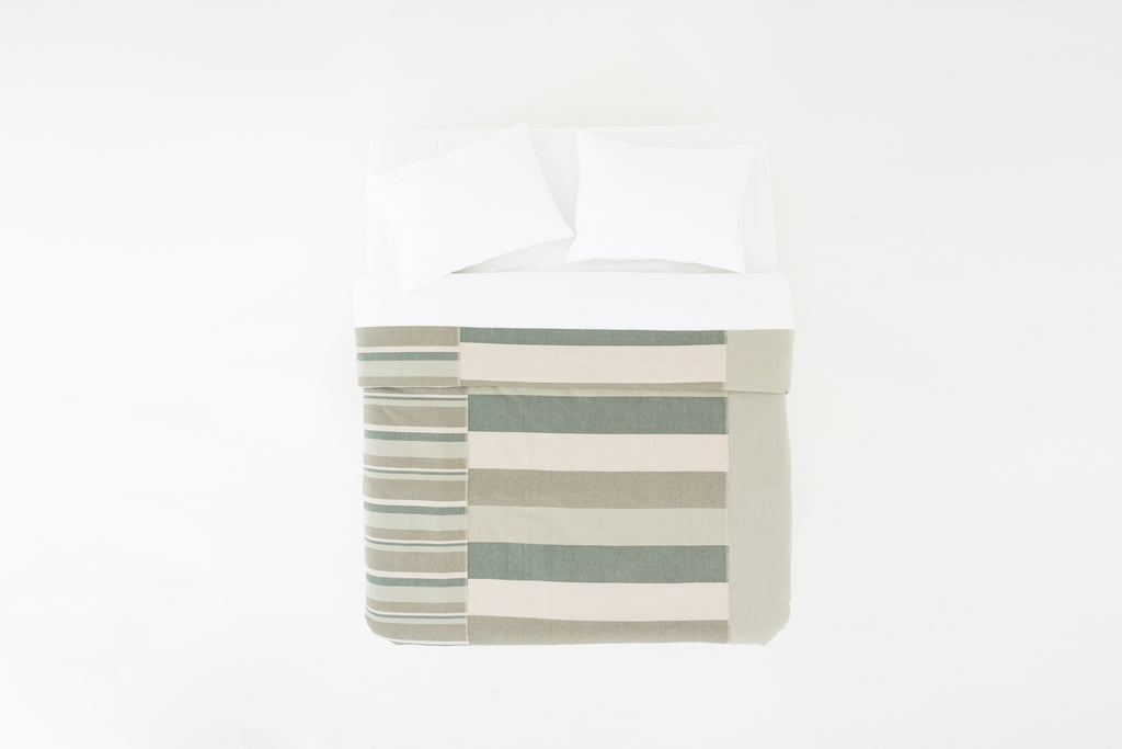 The Hues #3 Yatak Örtüsü – Sınırlı Sayıda El Yapımı Konfor image 1