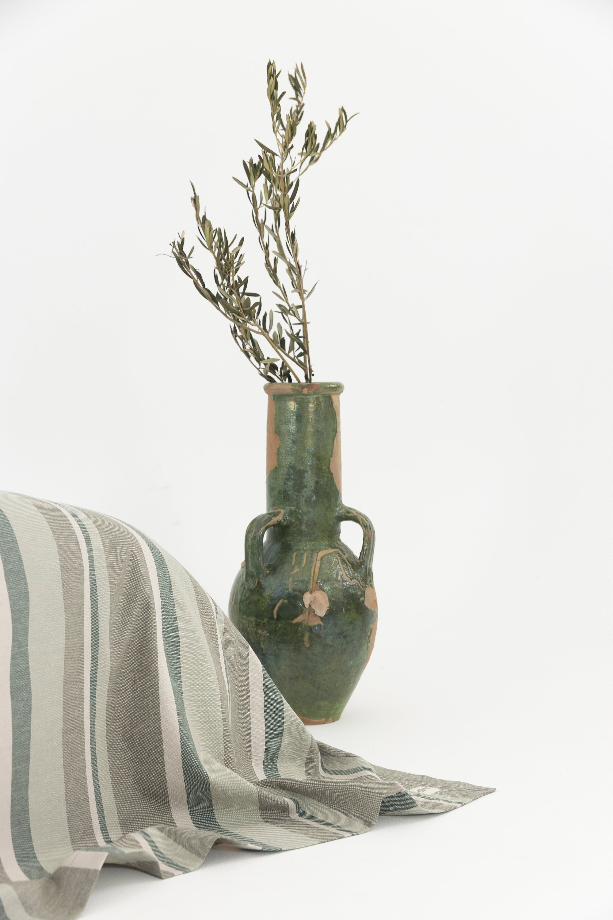 The Hues #3 Yatak Örtüsü – Sınırlı Sayıda El Yapımı Konfor image 5